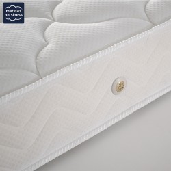 Matelas mousse 18 cm en 130x180 confort équilibré, mousse de haute résilience 