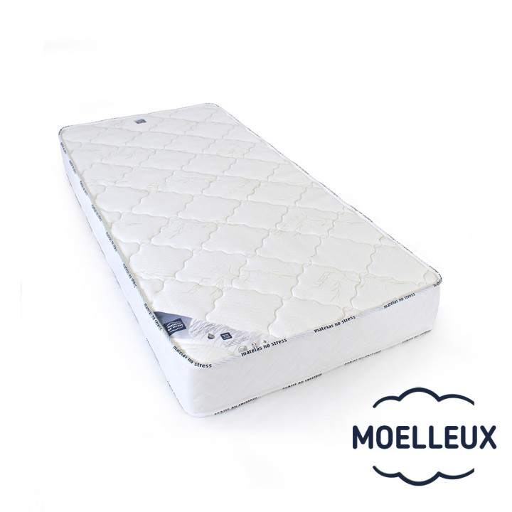 Matelas mémoire de forme accueil enveloppant et maintien très ferme