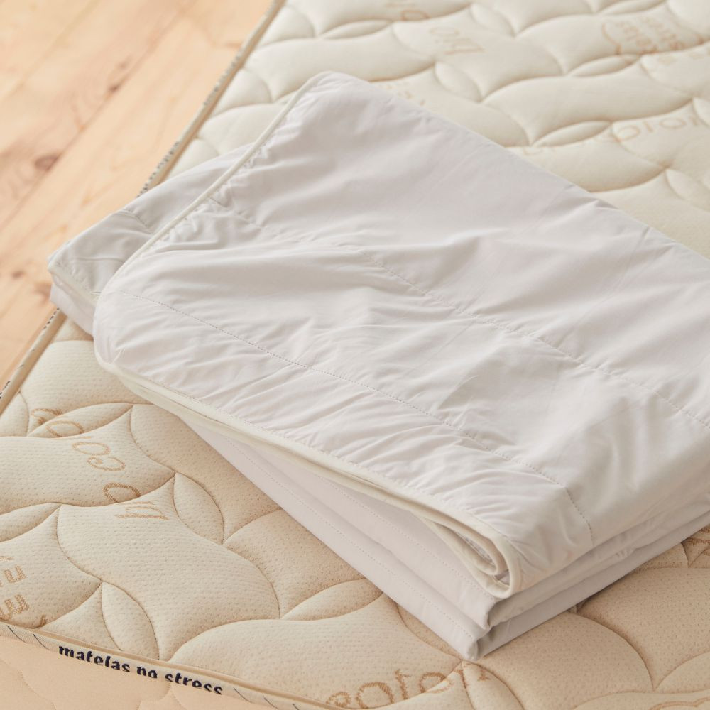 couette-ete-140x200-naturelle-en-soie.jpg