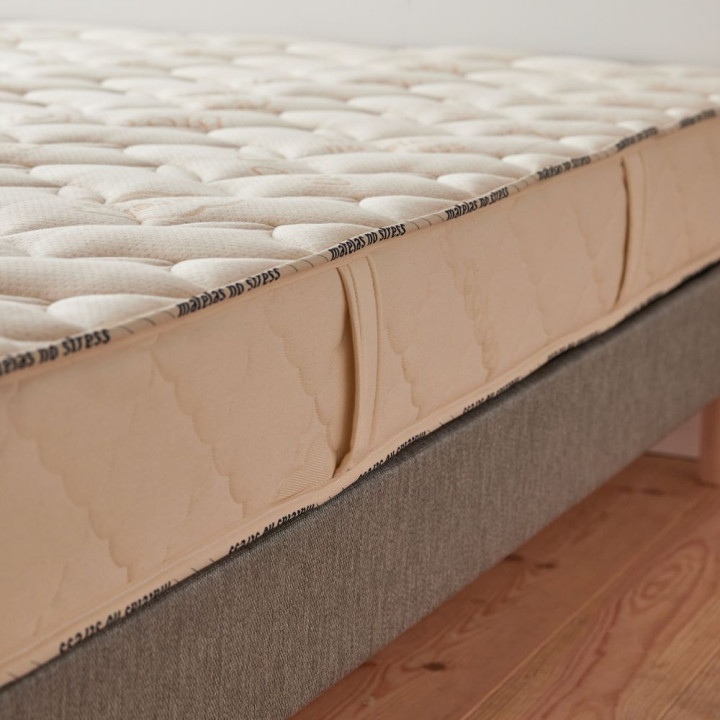 Matelas 140x200 100% latex naturel moelleux