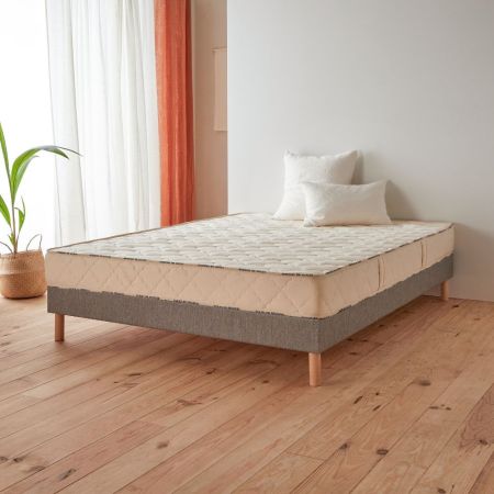 Élégance ferme : matelas 100% latex naturel. 5 zones de confort - 18 cm