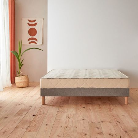 Élégance ferme : matelas 100% latex naturel. 5 zones de confort - 18 cm