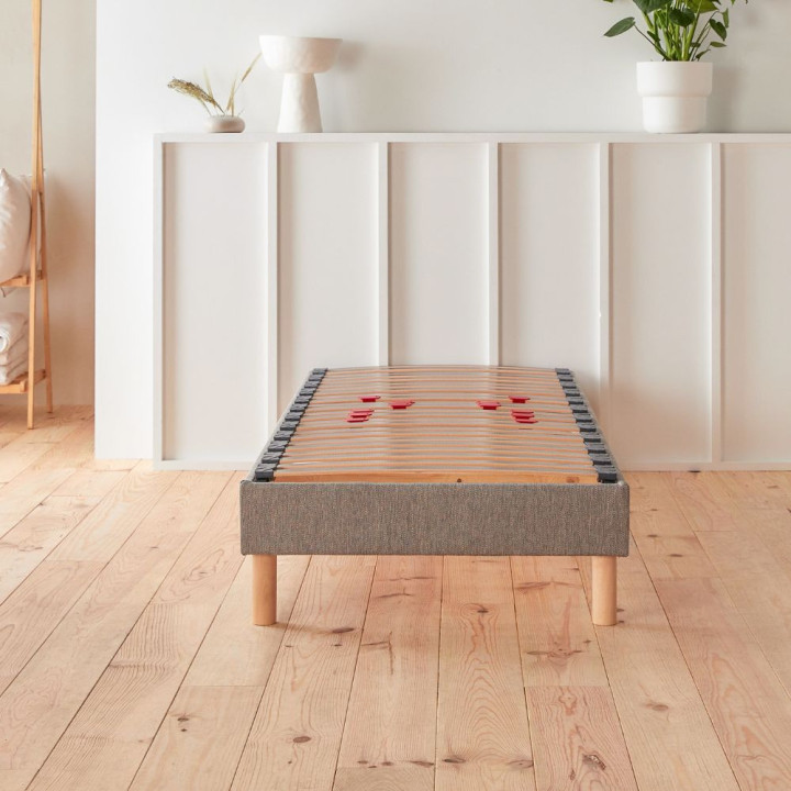 Sommier gris à lattes