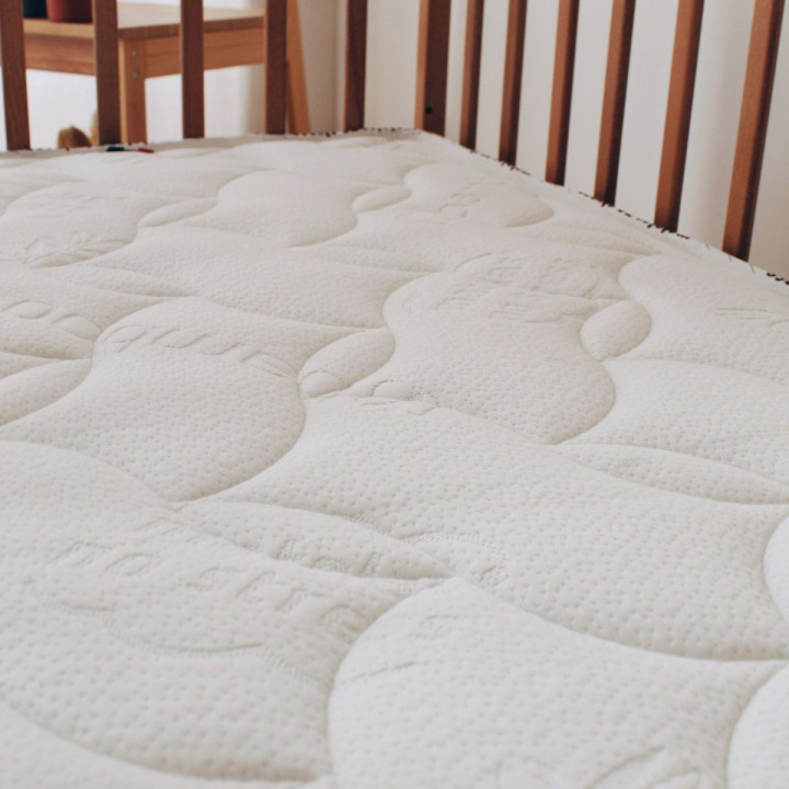 Matelas bébé mousse bambou coutil