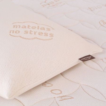 Oreiller memoire de forme matelas nostress 40x60