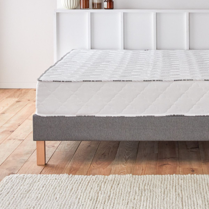 Finitions du coin du matelas ressorts ensachés et mousse ferme – Détail haut de gamme