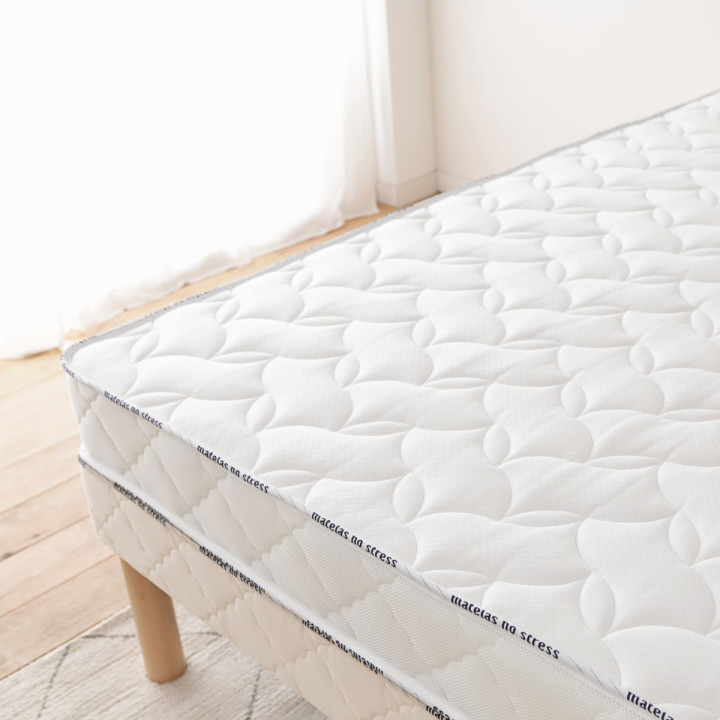 Matelas 180x200 cm latex naturel 18 cm confort ferme