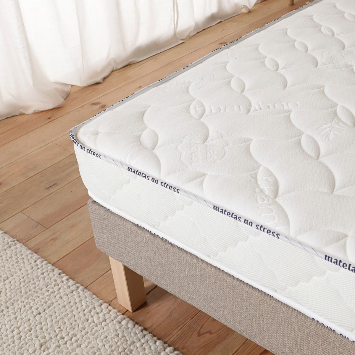 Matelas Bébé 70x140 Cm Waterfoam - Orthopédique, Anti-acarien, Hauteur 10 Cm, MiaSuite