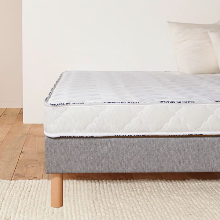 Matelas 14 cm HR 50 mousse 150x190 – soutien ferme et durable