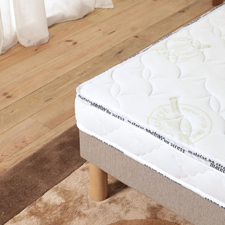 Alèse 140x190 plateau maintien élastiqué et garnissage ouaté