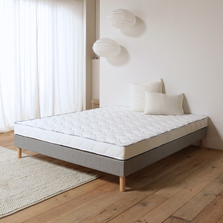 Matelas mousse 14 cm confort équilibré 120x210