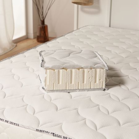 Matelas 90x190 enfant latex