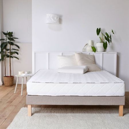 Matelas latex naturel et mémoire de forme. Ferme et moelleux. 5 zones de confort - 22 cm