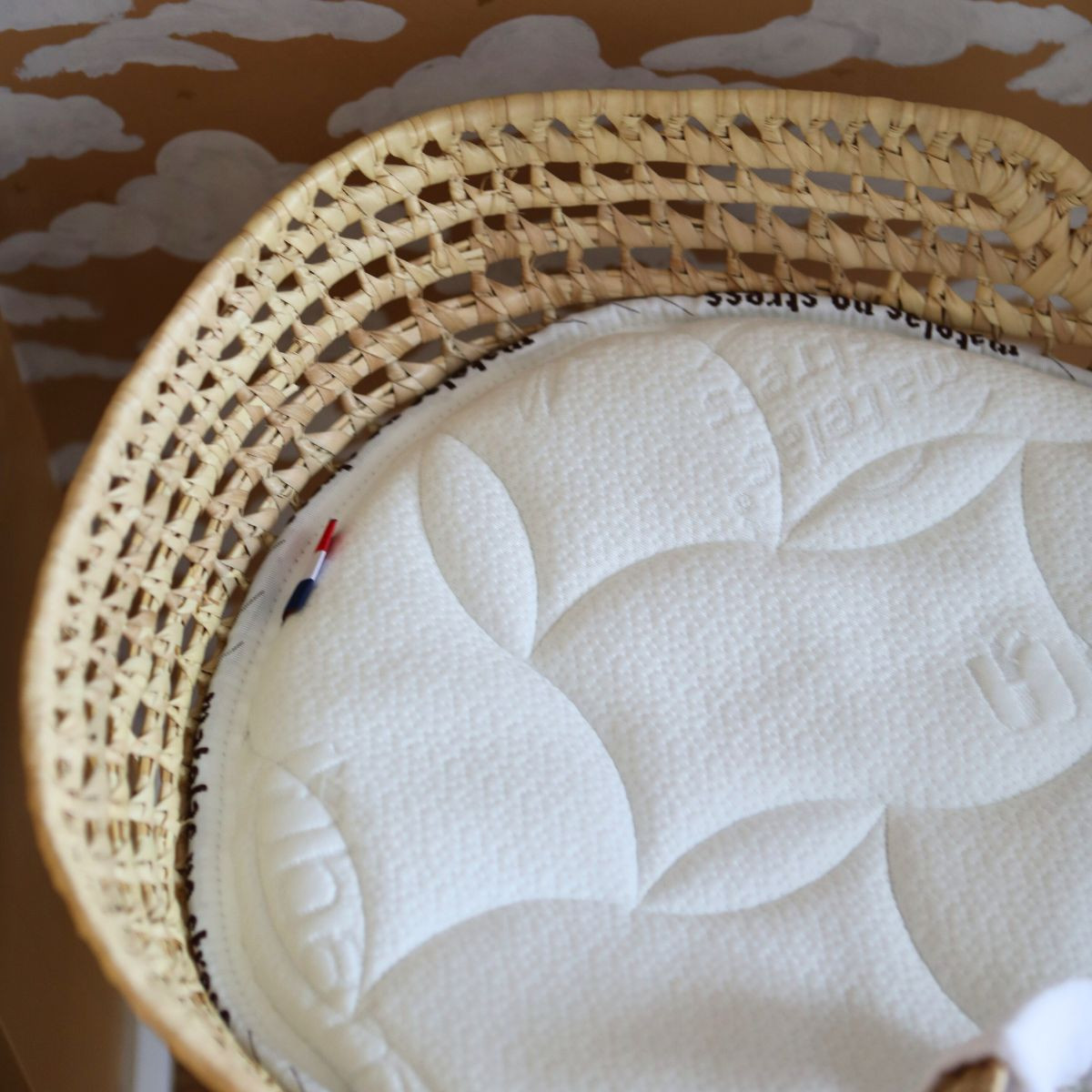 Coffret Parure de draps pour berceau, landau, couffin blanc - Motif