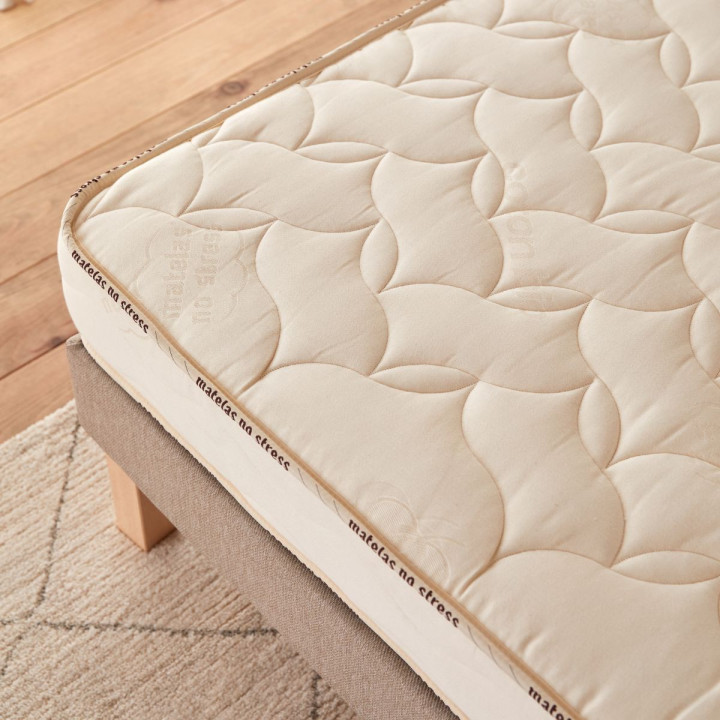 matelas 100% latex naturel 5 zones de confort ferme coutil coton