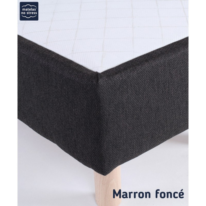 finition de notre sommier tapissier a lattes déco déco marron foncé