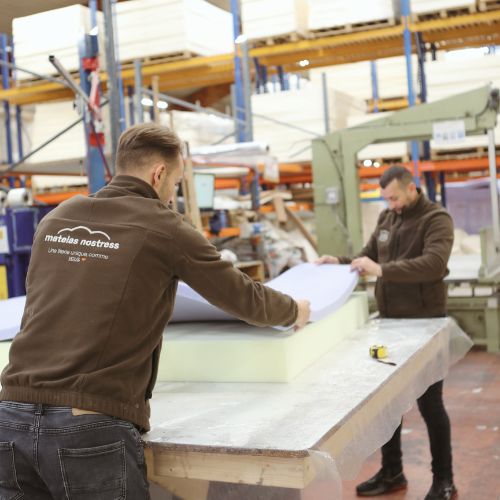 L'atelier de fabrication Matelas No Stress à Tourcoing