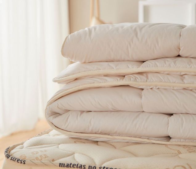 Couette naturelle en laine épaisse