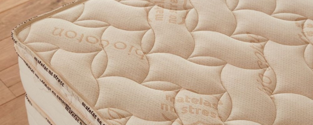 Quel surmatelas choisir pour rester au frais cet été ?